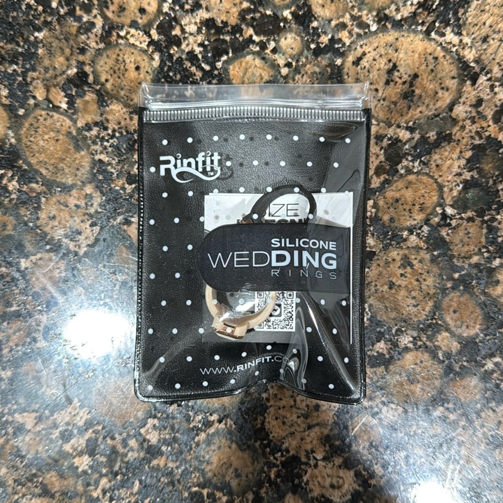 Women’s Rinfit Silicone Wedding Ring - Set of 2 - Size 9